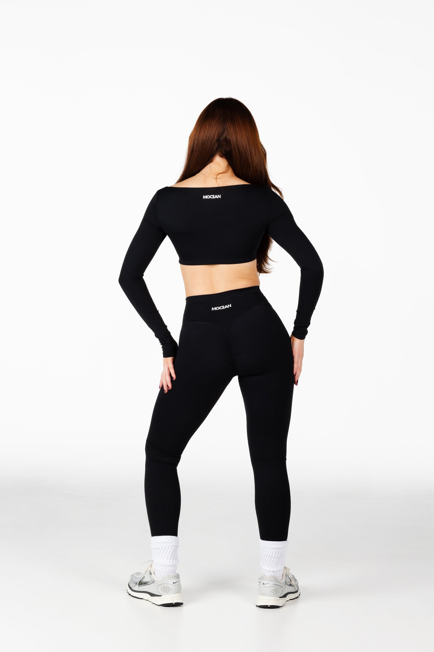 Pilates Collection - Long Sleeve Crop Black